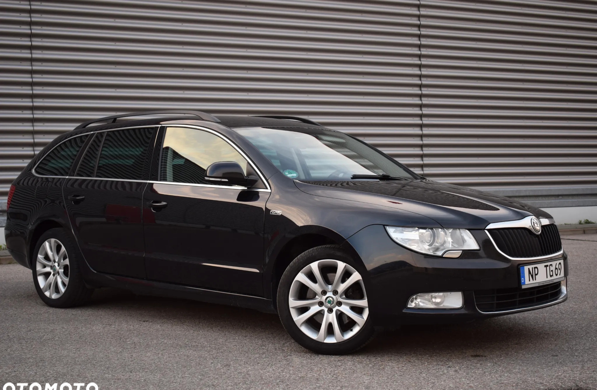Skoda Superb cena 33900 przebieg: 243000, rok produkcji 2012 z Pruszcz Gdański małe 596